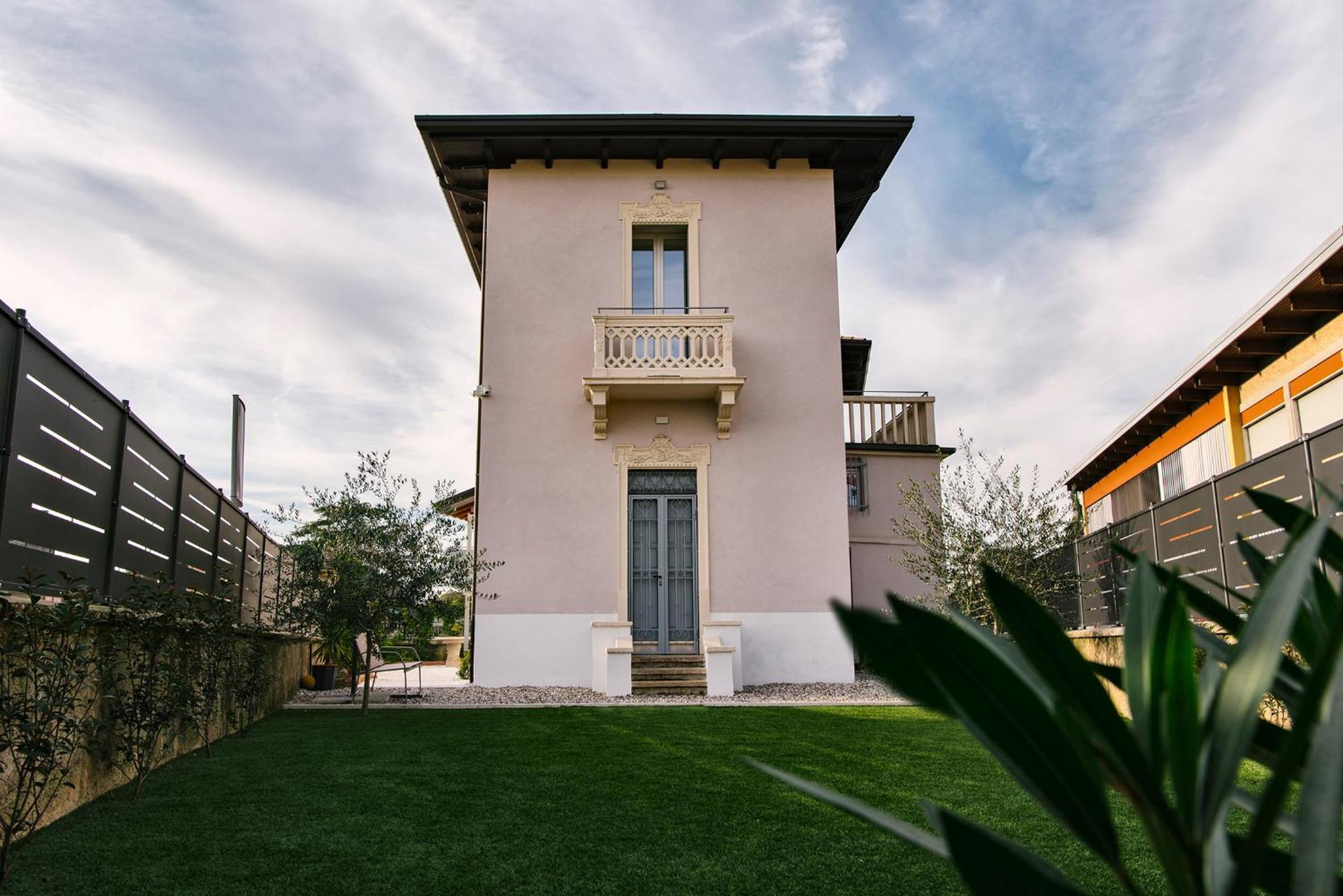 Villa Dei Sogni - Camera Accesso Indipendente Vicino Ospedale Borgo Trento Fiera Arena Di Verona Exterior foto